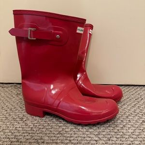 red hunter boots size US11 (READ DESCRIPTION)